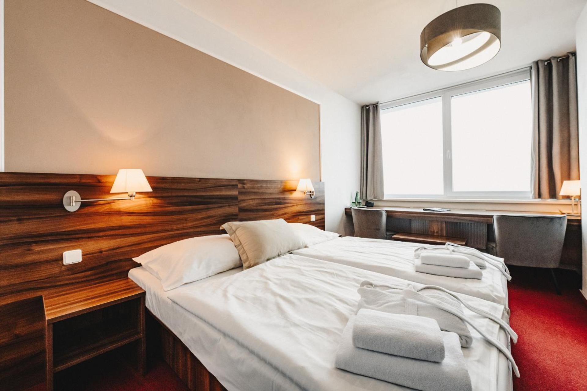 Hotel Palcat Tabor Luaran gambar